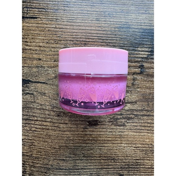 Bath & Body Works ~ Exfoliating Lip Scrub CHAMPAGNE TOAST ~ NEW & SEALED - Picture 3 of 3